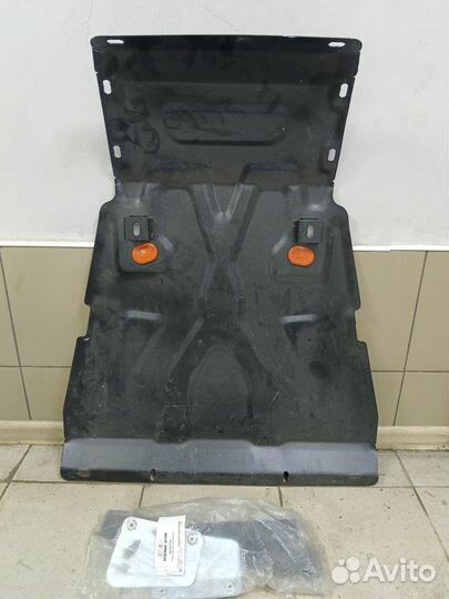 Защита картера коробки Шевроле niva