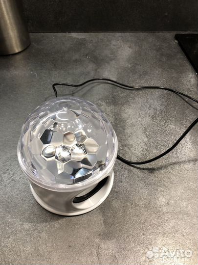 Блютуз колонка светомузыка