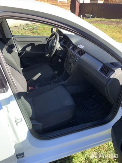Skoda Rapid 1.6 МТ, 2016, 215 000 км