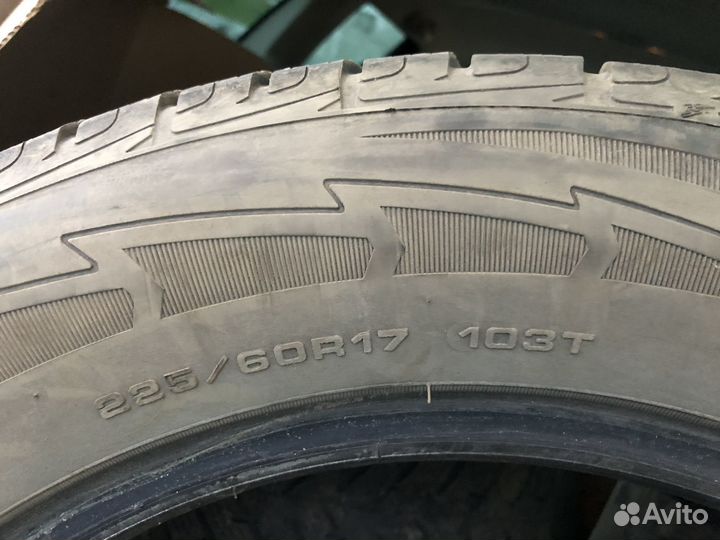 Goodyear UltraGrip Ice 225/60 R17 103T