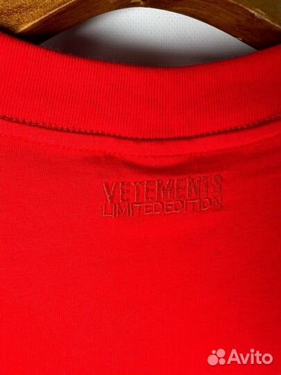 Футболка Vetements