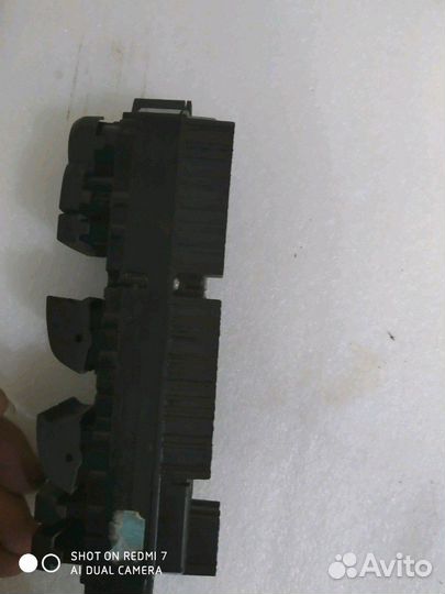 Блок стеклоподъемников Cadillac Escalade,Tahoe 3