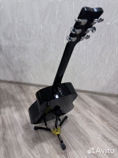 Новая Акустическая гитара Yamaha fg800 и подставка