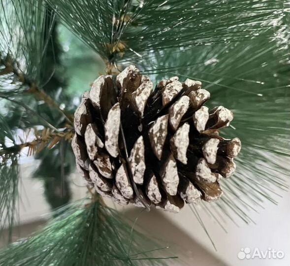 Елка искусственная 210