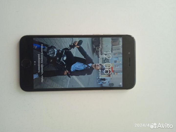 iPhone 6S, 16 ГБ