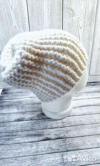 Шапка зимняя вязаная ручной работы