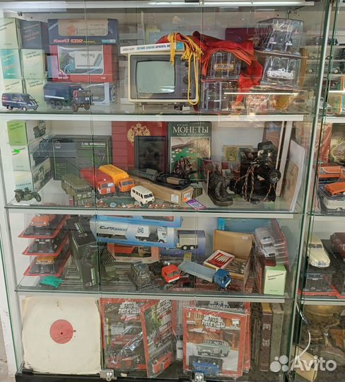 Модели машин, самолетов, танков и кораблей