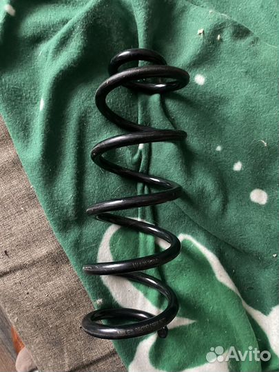 Пружина задняя vesta