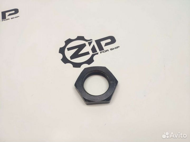 6Ч 12/14 Гайка оси шестерен