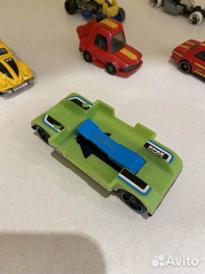 Hot wheels машинки