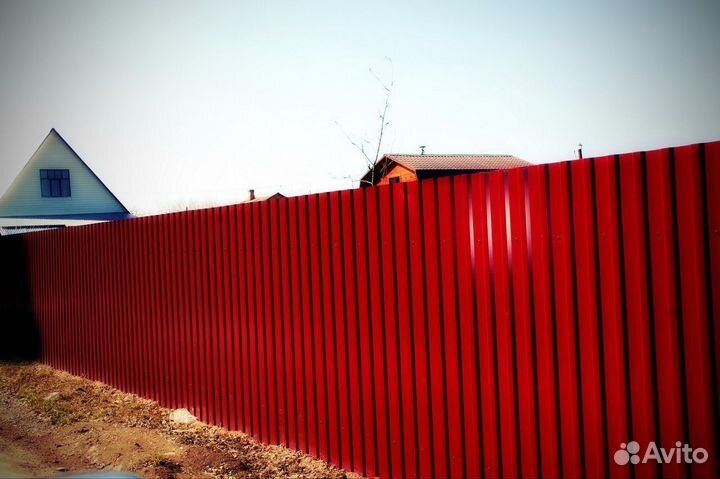 Заборы из профнастила
