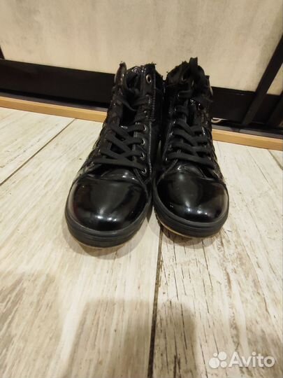 Ботинки демисезонные для девочки 37