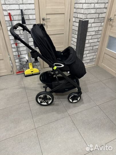 Коляска cybex прогулочная на гарантии