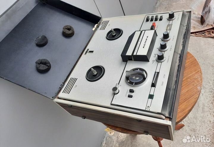 Магнитофон бобинный Астра 207
