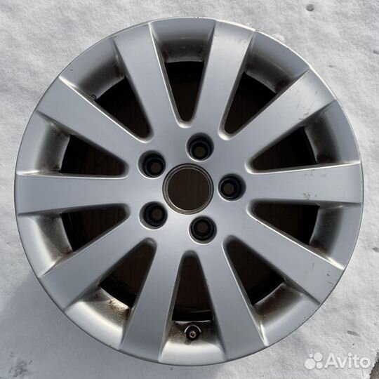 Диск Volkswagen Passat B6 3C0601025AD