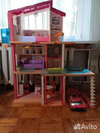 Домик для Барби с мебелью