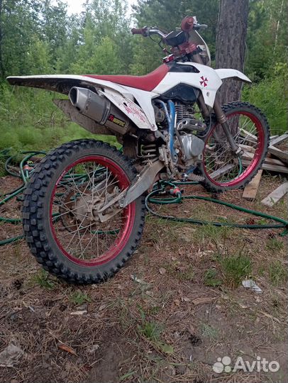 Мотоцикл motoland 250crf