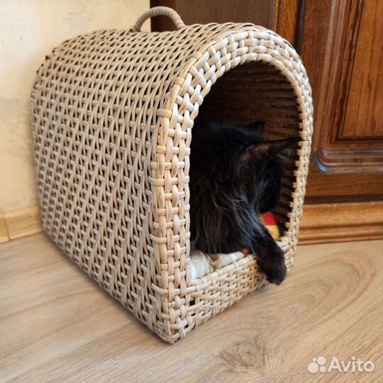 Домик лежанка для кошки и собаки