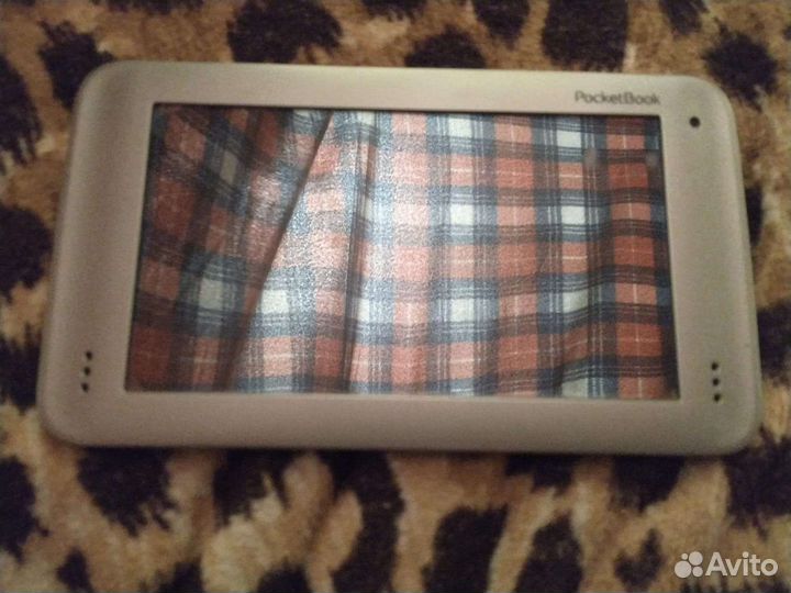 Планшет PocketBook Surfpad U7