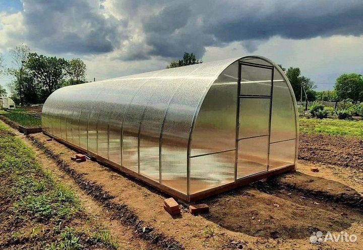 Теплица из поликарбоната