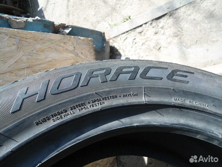 Headway HU901 215/55 R17