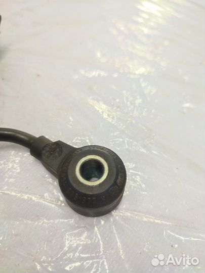 Датчик детонации Volkswagen Passat B5