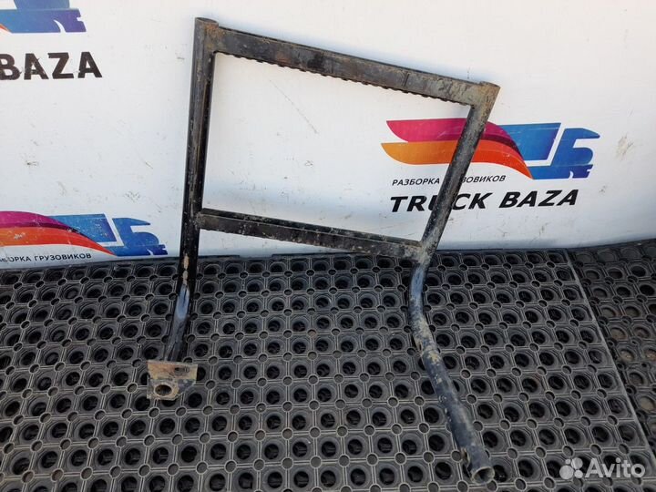1379820 Подножка лестница Daf CF