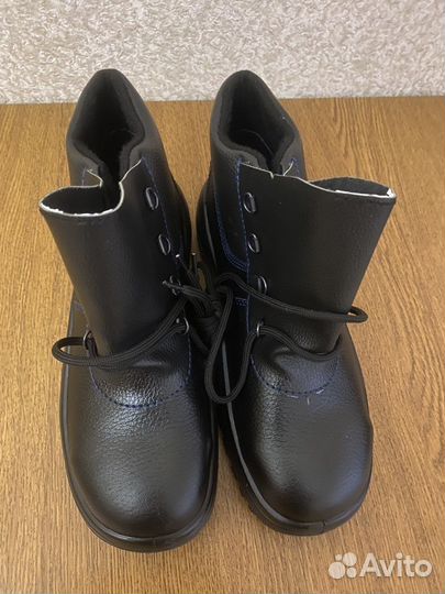 Ботинки всесезонные