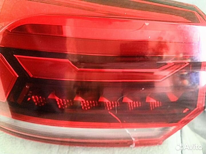 Фара левая для volkswagen polo 2021 года 6N5945095