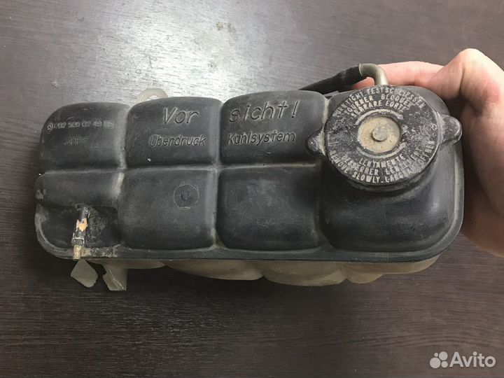 Расширительный бачок Mercedes w202