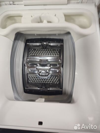 Стиральная машина с вертикальной загрузкой