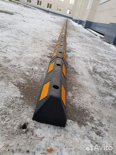 Колесоотбойник