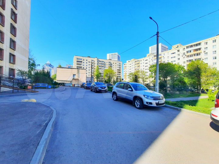 4-к. квартира, 81 м², 16/16 эт.