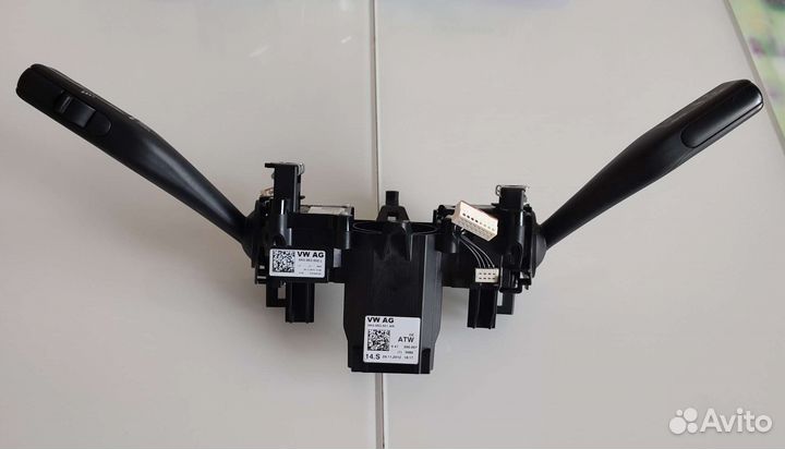 Переключатель рулевой Volkswagen Tiguan