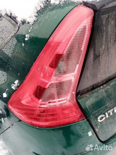 Фонарь задний левый Citroen C4