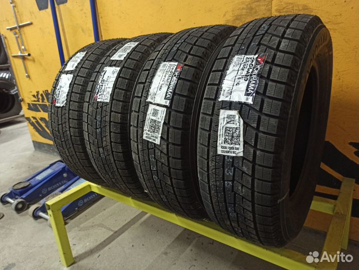 Yokohama Ice Guard IG60 225/60 R16