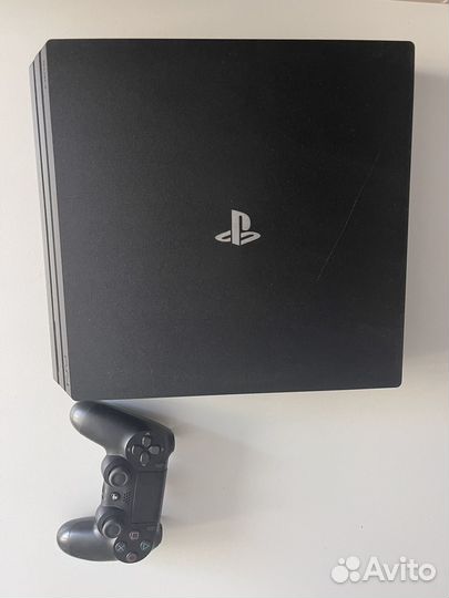 Sony PS4 pro 1tb торг уместен