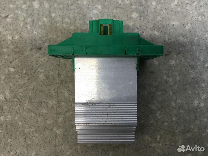 Резистор отопителя Kia Sportage 2010-2015