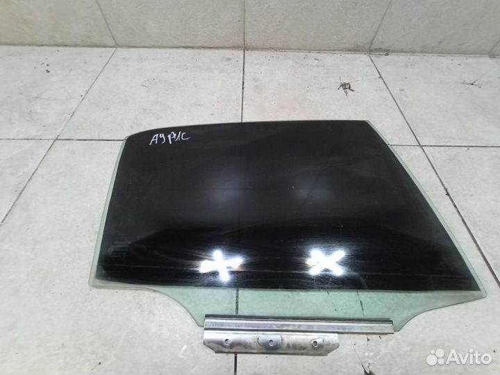 Стекло двери задней правой Toyota Auris E150 (2006