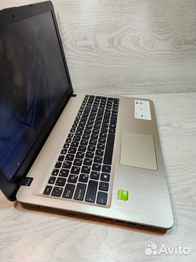 Игровой/15'6/8озу/SSD256/i3-6006u/MX110 2g