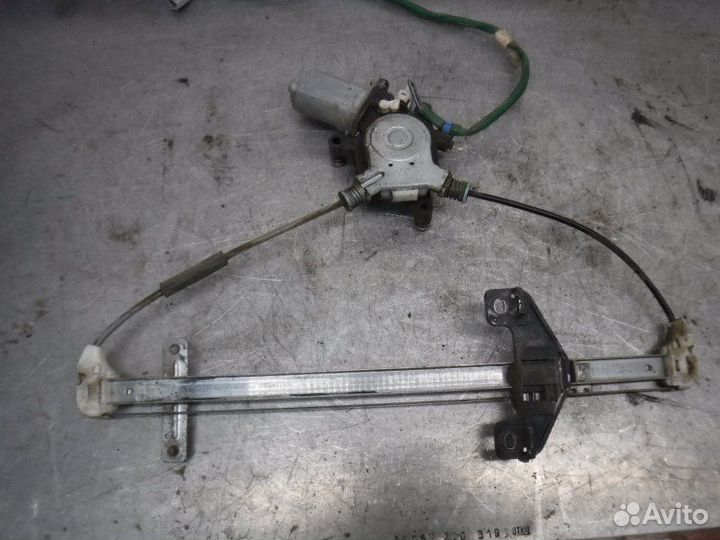 Стеклоподъемник задний правый Honda Civic D16V