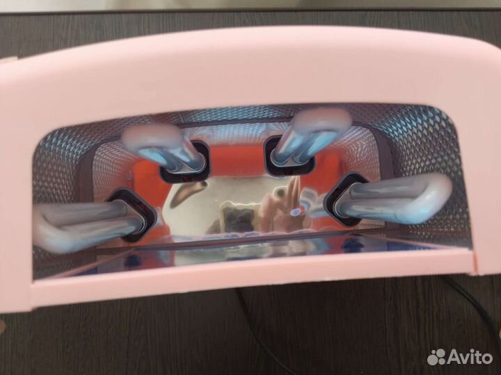 Лампа для сушки ногтей