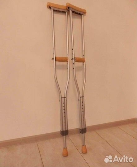 Костыли подмышечные из алюминиевого сплава