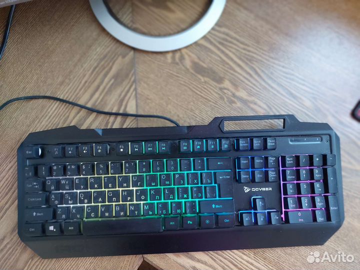 Игровая клавиатура qcyber с подсветкой rgb