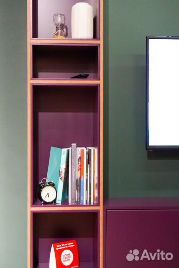 Подвесная тумба и стеллаж