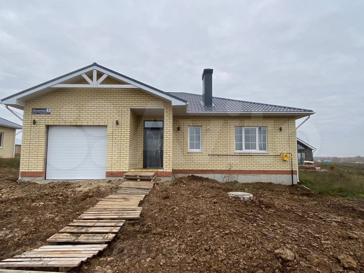 Дом 154 м² на участке 6 сот.