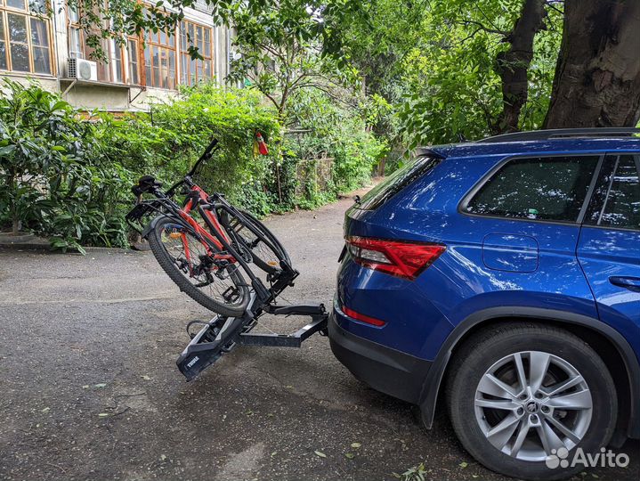 Велокрепления на фаркоп Thule VeloSpace XT3