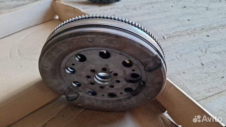 Восстановленный маховик для транспортёр Т4