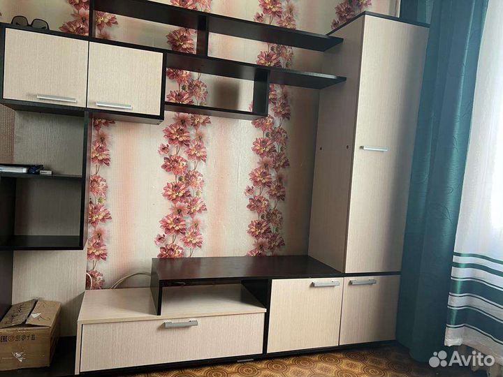 Стенка в гостиную под тв и одежду бу торг