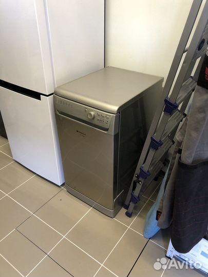 Посудомоечная машина (45 см) Hotpoint-Ariston